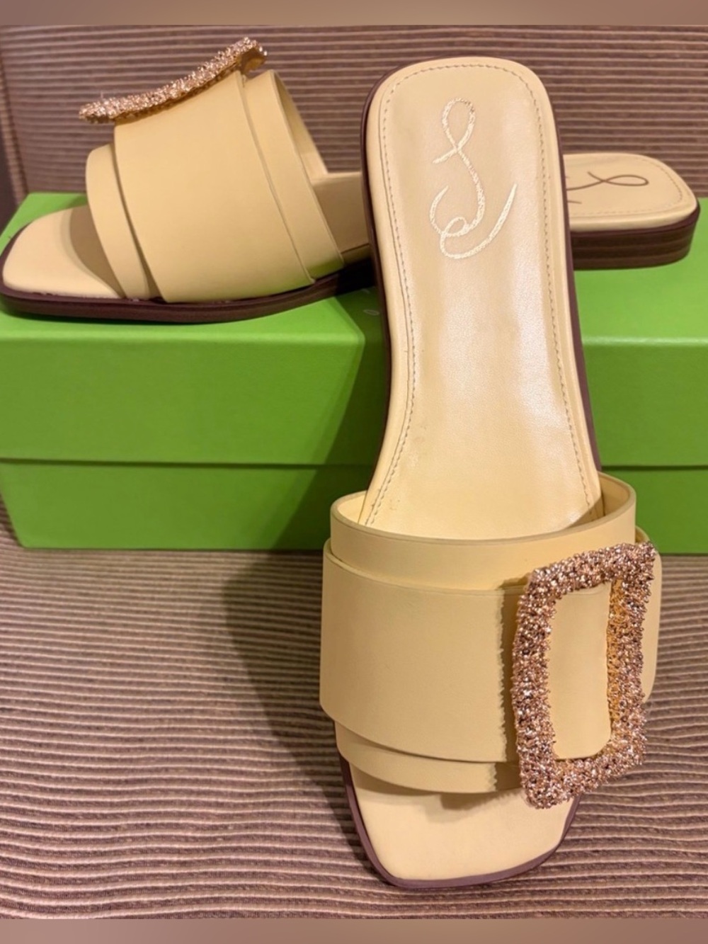 NWT Sam Edelman Inez Squared Toe Buckle Detail Slip On Slide/Sandal - Szs. 7 & 8